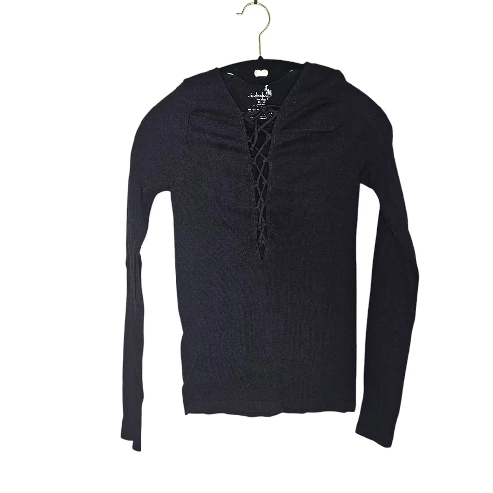 Free People Stretch Ribbed Lace-Up Fitted Tee•Size M/L•NWOT - Picture 9 of 10